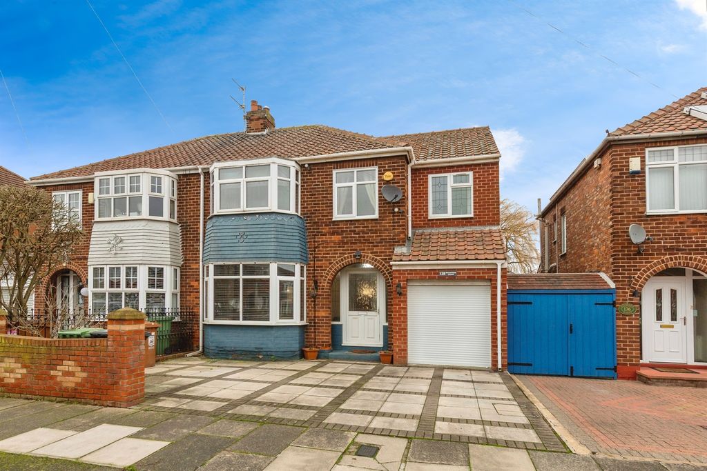 Property photo 1 of 19