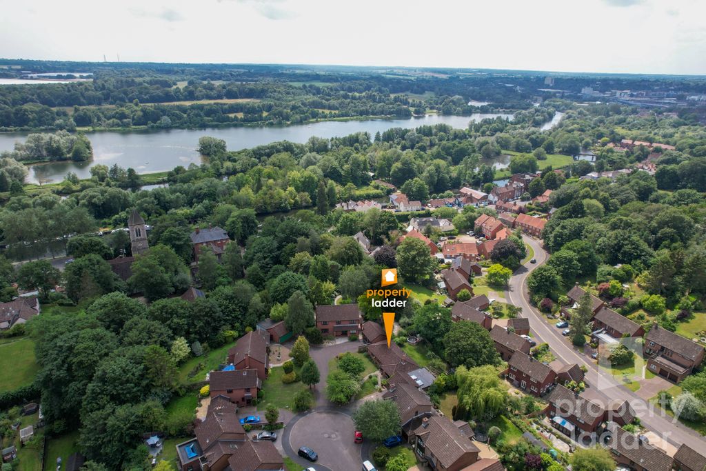 Property photo 2 of 28 Pl Drone-14