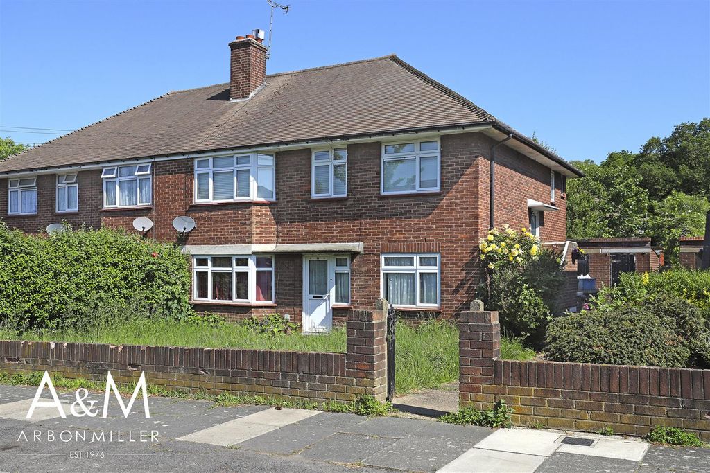 Property photo 1 of 20 Front External