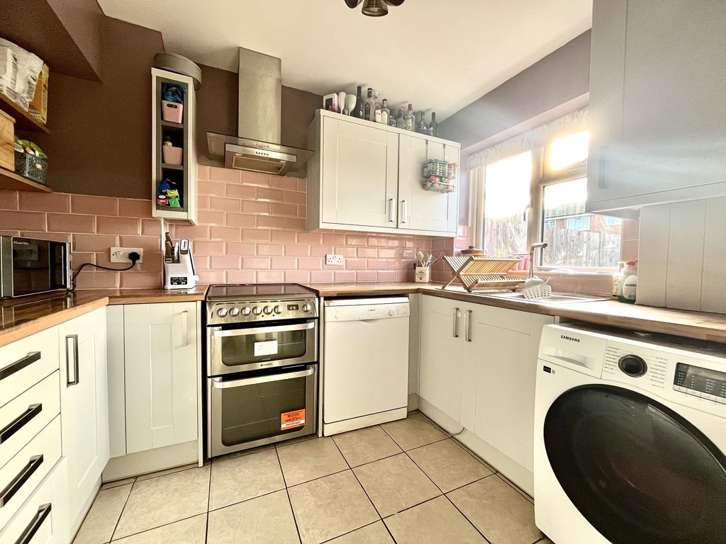 Property photo 3 of 11 Not Specified