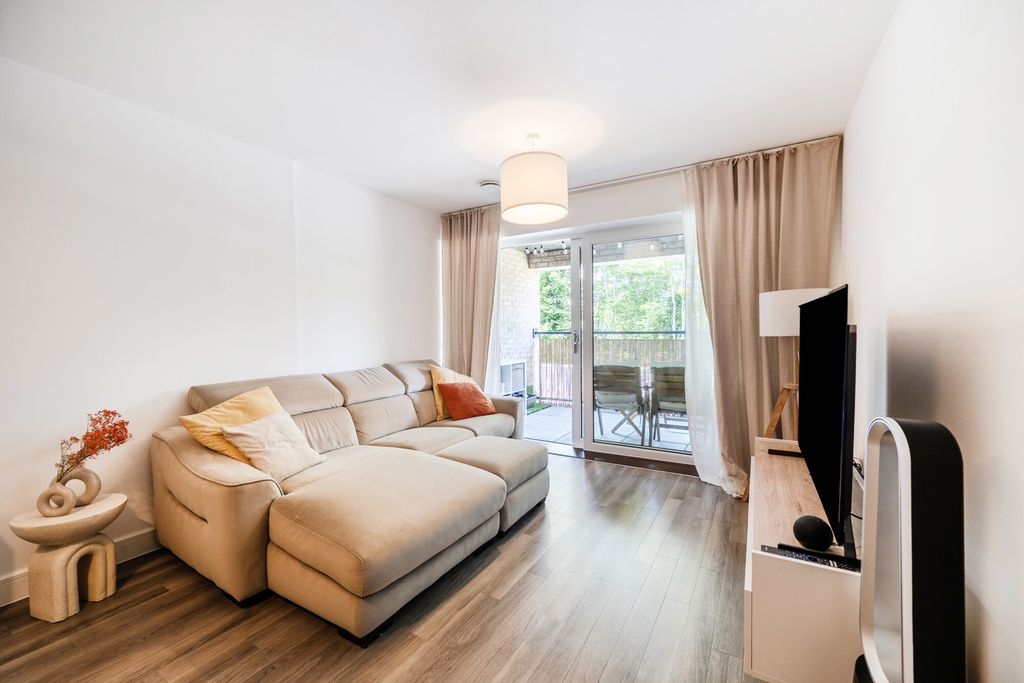 Property photo 1 of 20 1485183-2-6A47c5c...