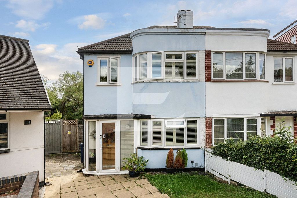 Property photo 1 of 17 Picture No. 01