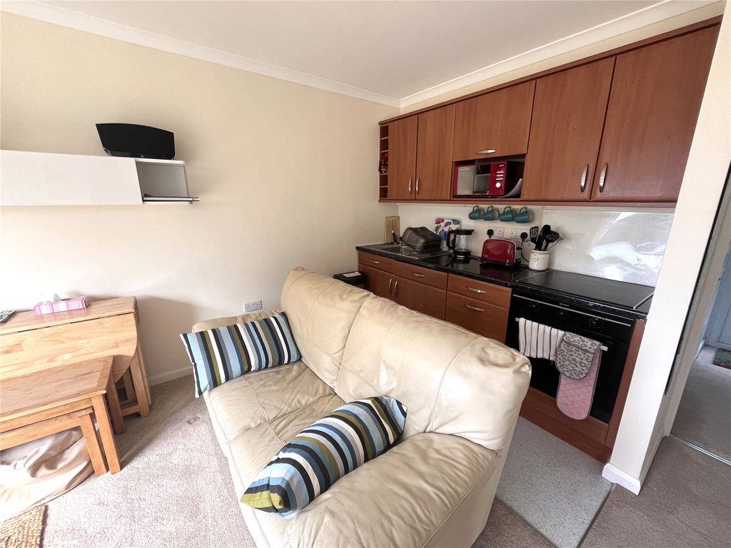 Additional image 4 of 2 bed flat for saleDevon Court, Freshwater East, Pembroke, Pembrokeshire SA71