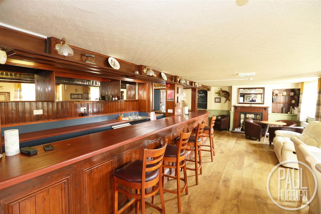 Property photo 3 of 9 2J5A9442.Jpg