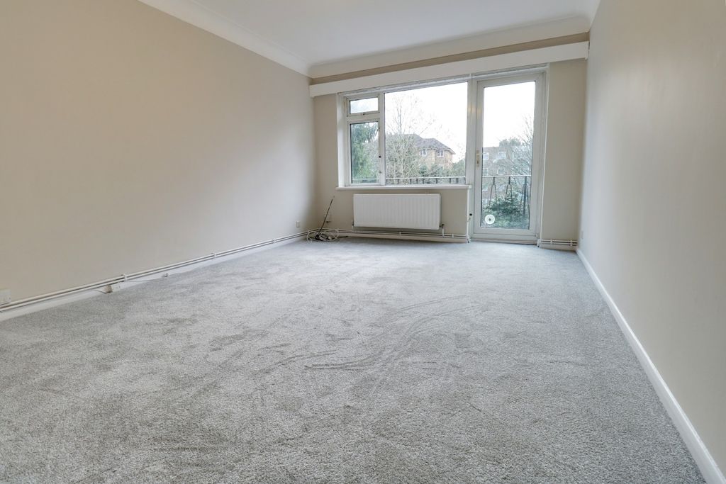 Property photo 2 of 14 4803413