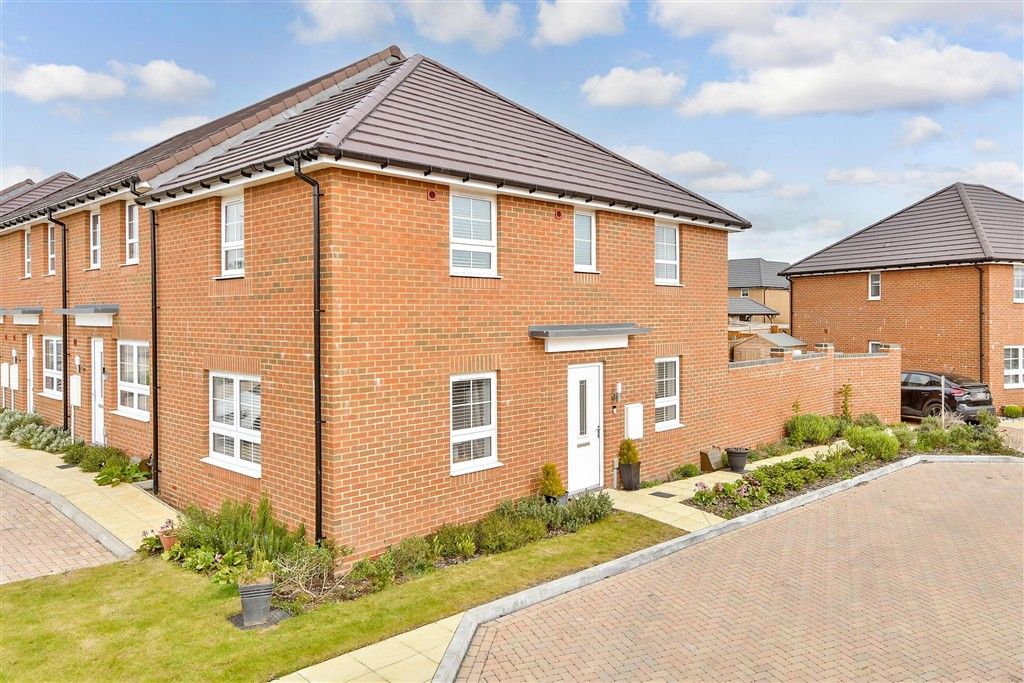 Property photo 2 of 14 External Front Web..