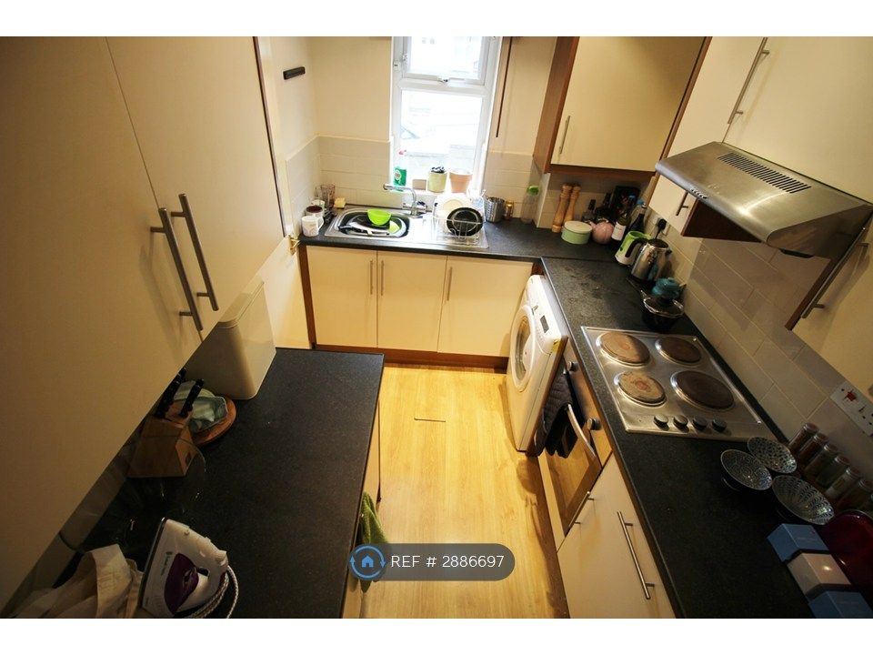 Property photo 2 of 3