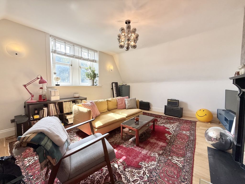 Property photo 3 of 16 Img_3559