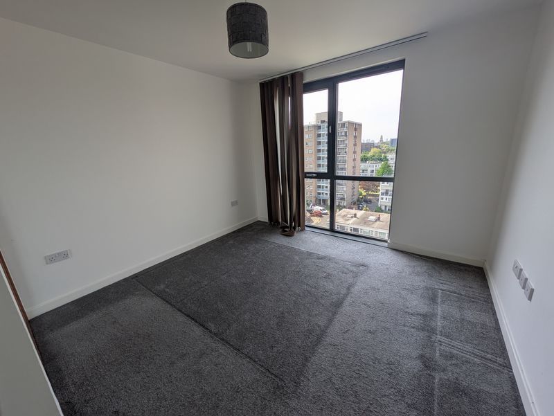 Property photo 3 of 5 Photo 1