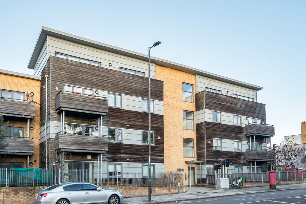 Property photo 1 of 19 External .