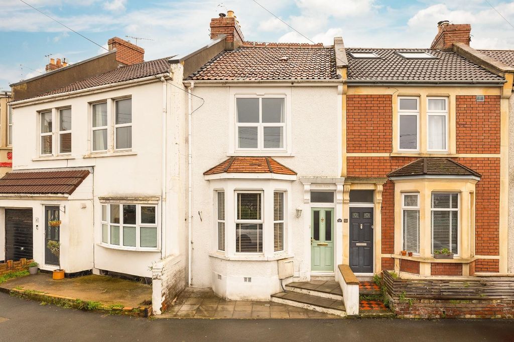 Property photo 2 of 26 Char6293.Jpg