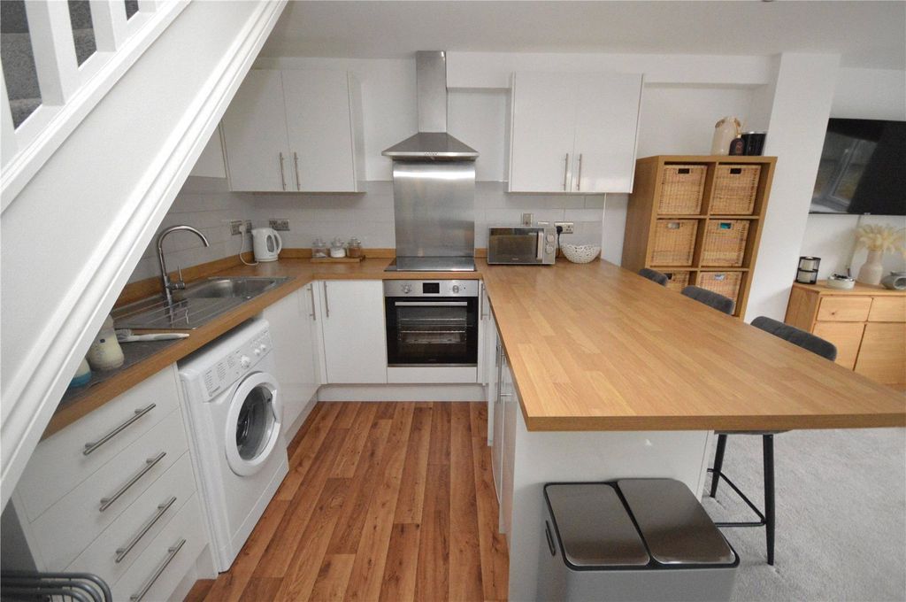 Property photo 3 of 7 Picture No. 04