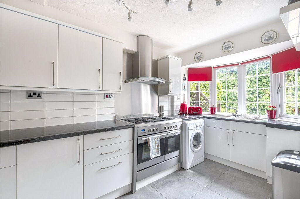 Property photo 3 of 16 Picture No. 06