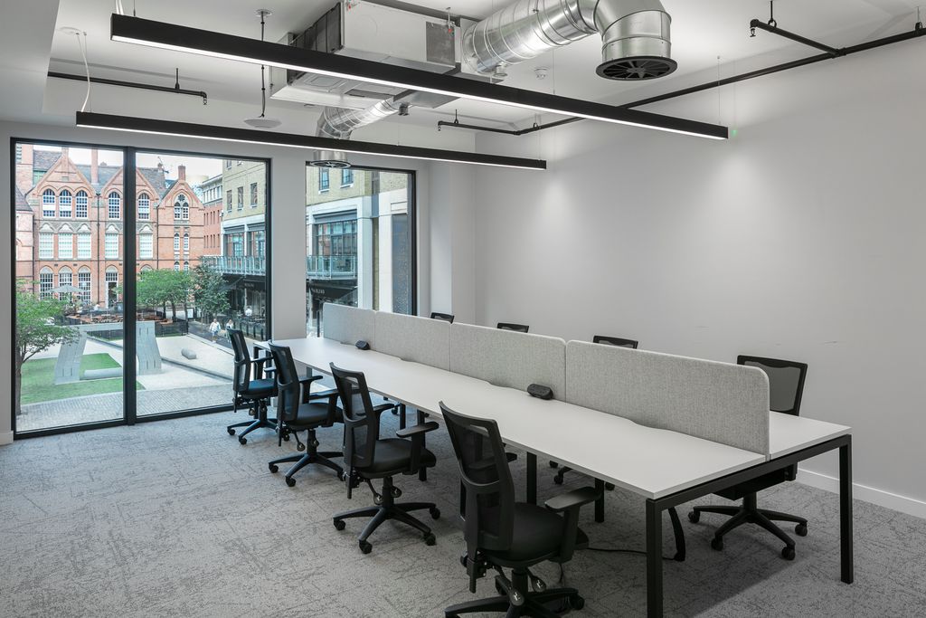 Property photo 2 of 12 Office