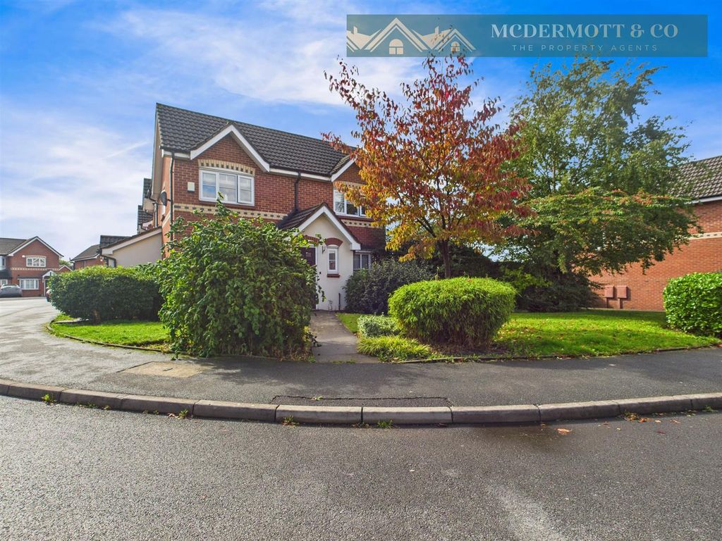 Property photo 1 of 19 Externally