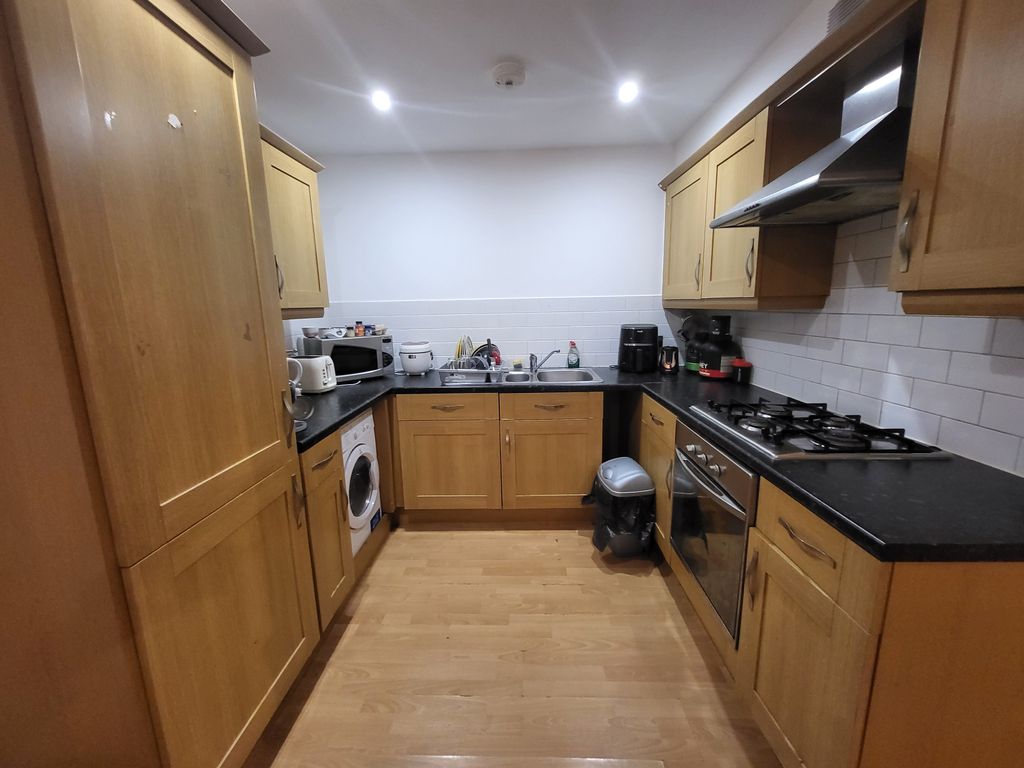 Property photo 3 of 10 Gallery