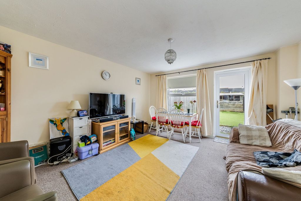 Property photo 3 of 13