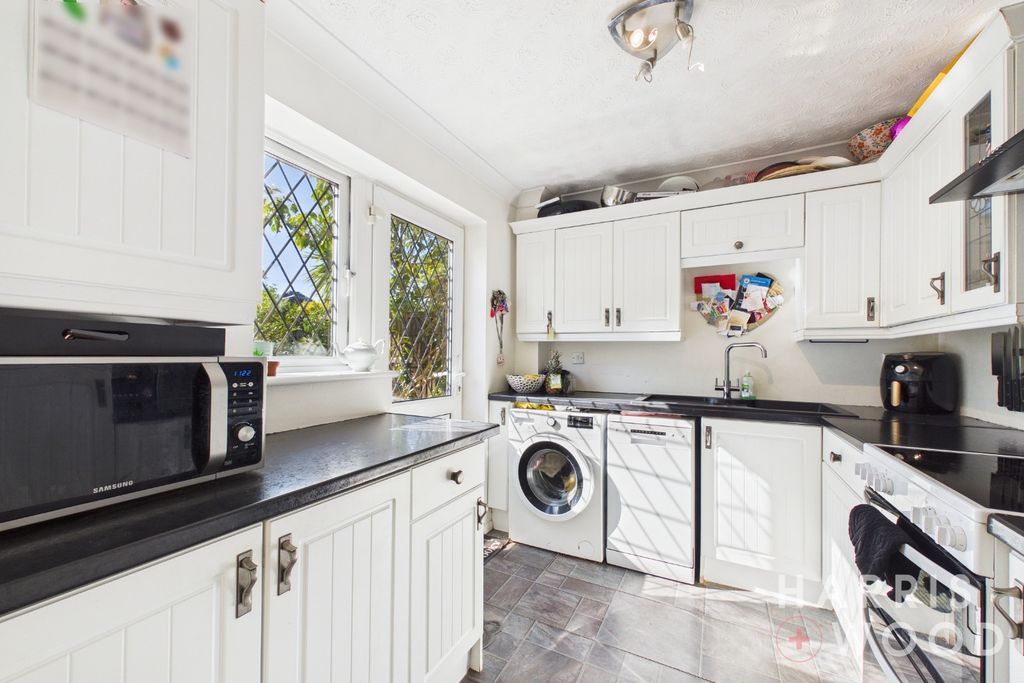 Property photo 3 of 24 5544323
