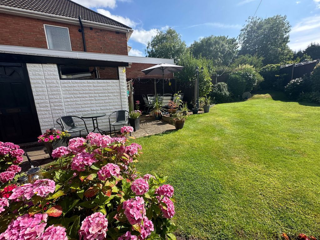 Property photo 3 of 13