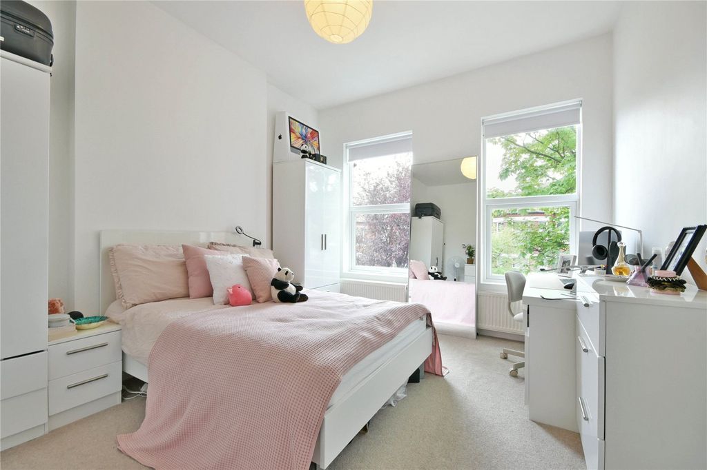 Property photo 3 of 12 Picture No. 29