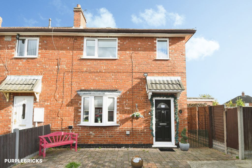 Property photo 1 of 27