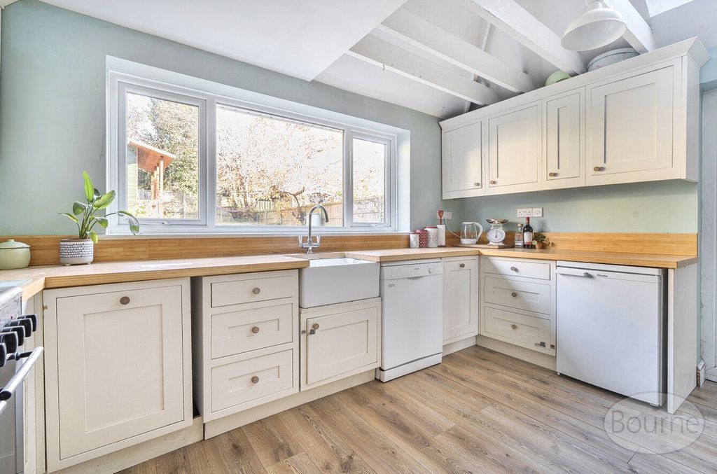 Property photo 3 of 22 Picture No. 07