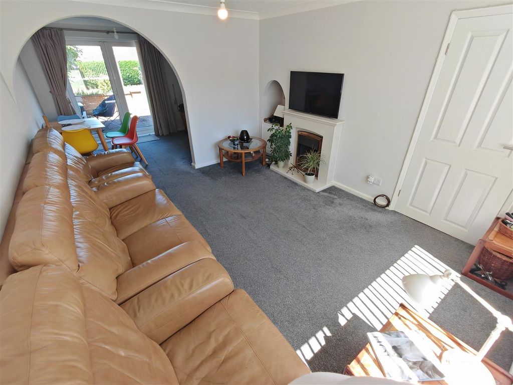 Property photo 2 of 44 16.Jpg