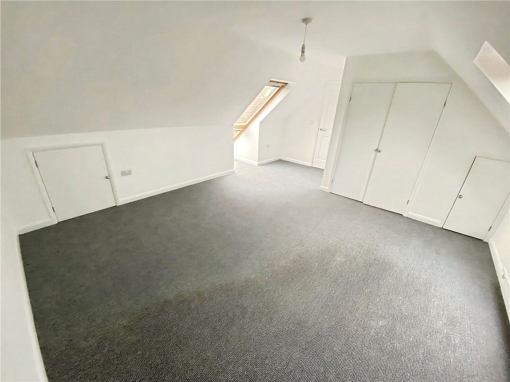 Property photo 3 of 8 Picture No. 08