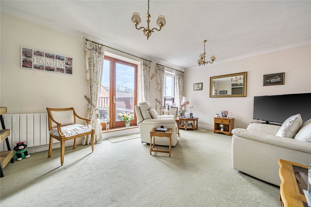 Property photo 3 of 9 Picture No. 12