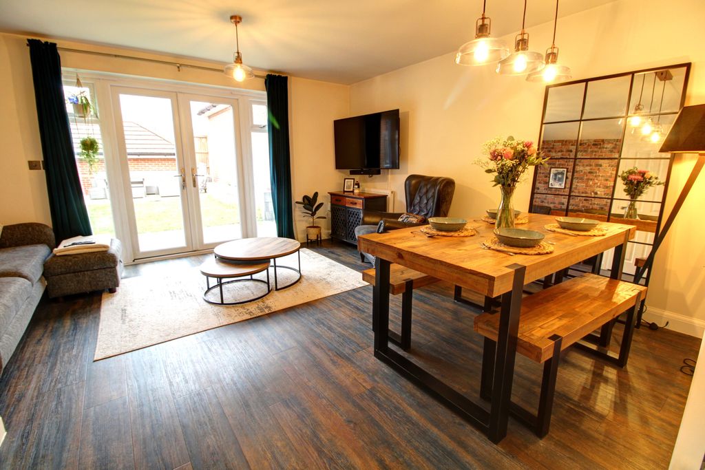 Property photo 2 of 10 Photo #2