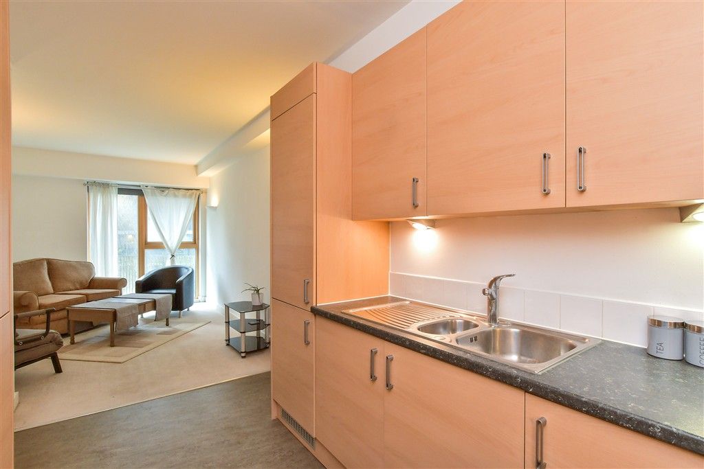 Property photo 2 of 9 Lounge/ Kitchen/ Diner