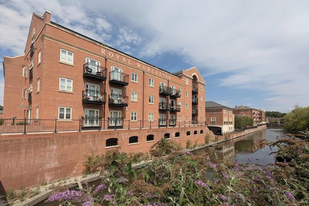 Property photo 1 of 10 Austincourt18Front2.Jpeg