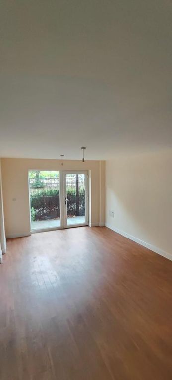 Property photo 3 of 12 Gallery