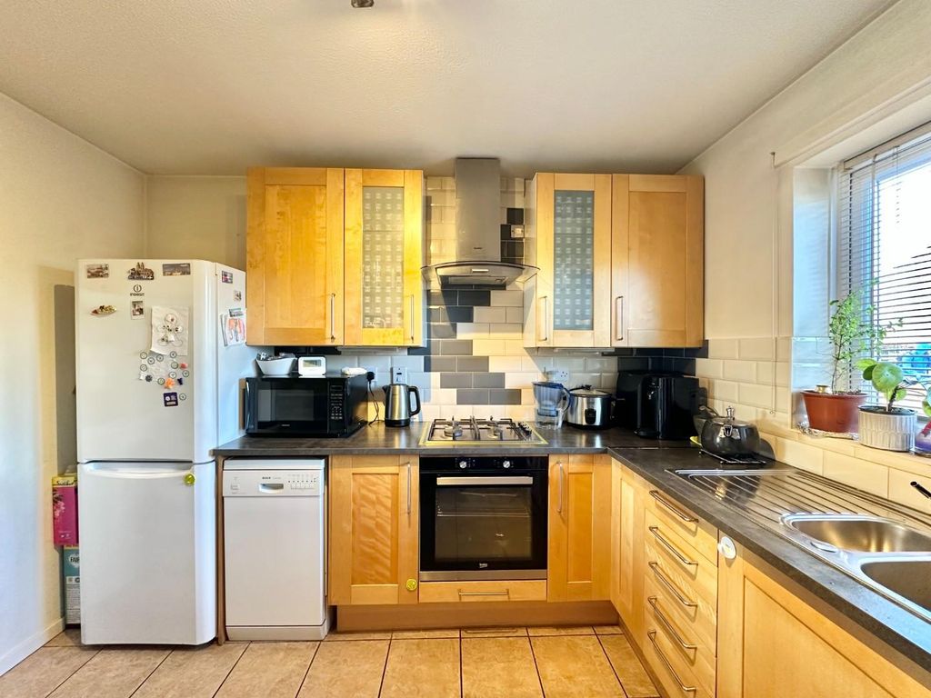 Property photo 3 of 15 Img_2468.Jpg