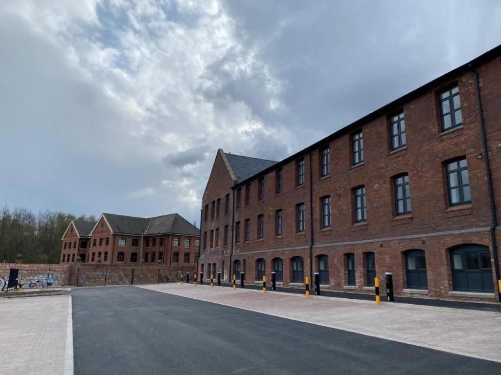 Property photo 1 of 6 The Prestons (6).Jpg