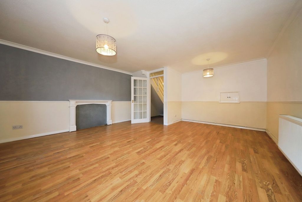 Property photo 3 of 17 Pbox-Img.Jpg