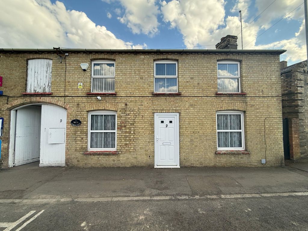Property photo 1 of 21
