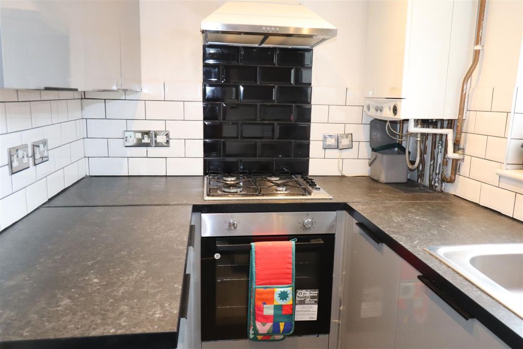 Property photo 2 of 7 41A Oxford (2).Jpg