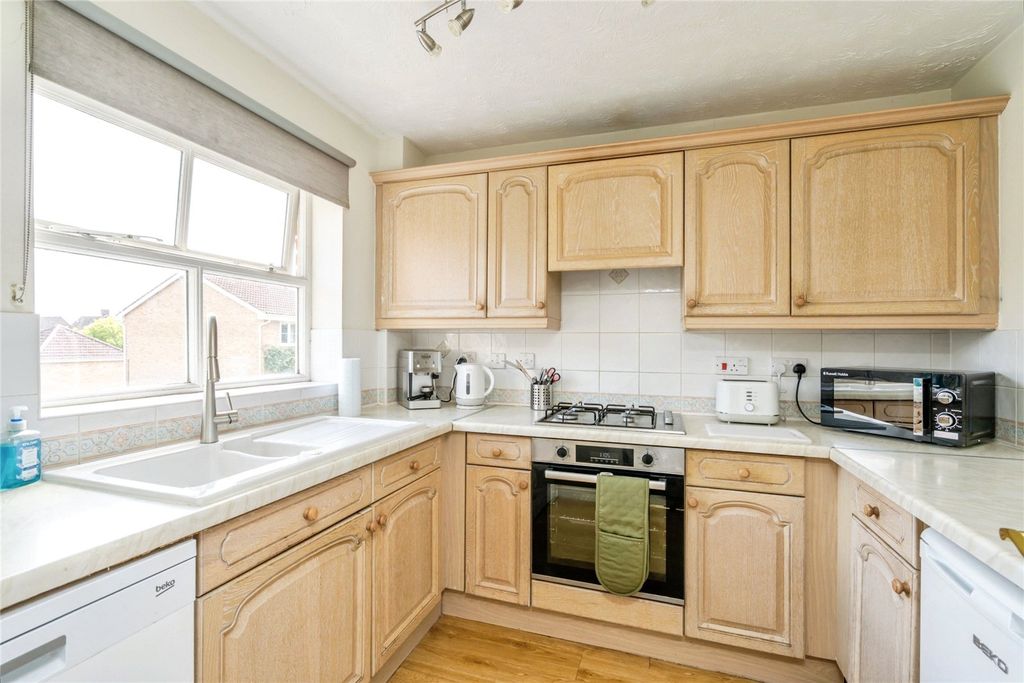 Property photo 3 of 23 Picture No. 09