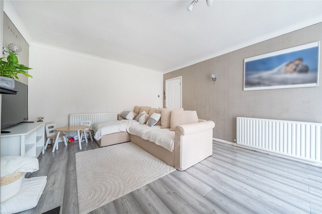 Property photo 2 of 18 Picture No. 03