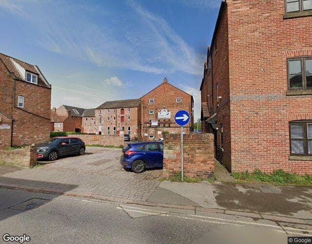 Property photo 2 of 11 Street View