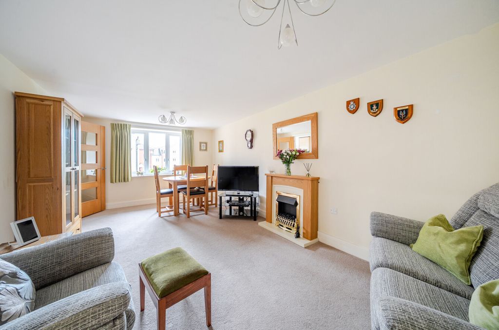 Property photo 2 of 12 1362622-3-68Dfd87...