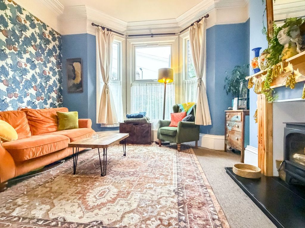 Property photo 3 of 22