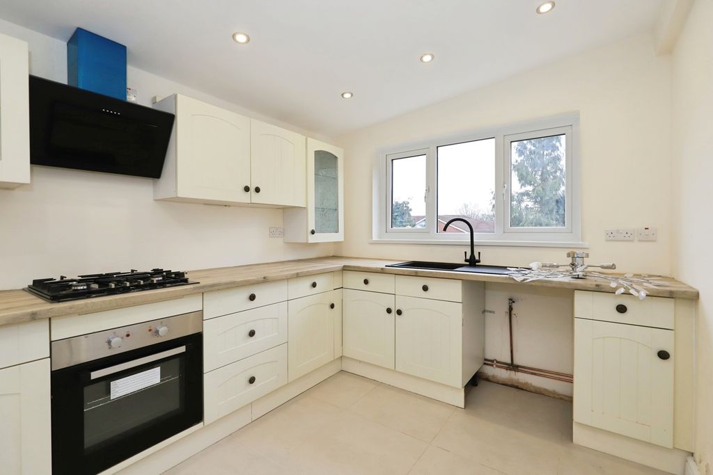 Property photo 2 of 20 Pbox-Img.Jpg