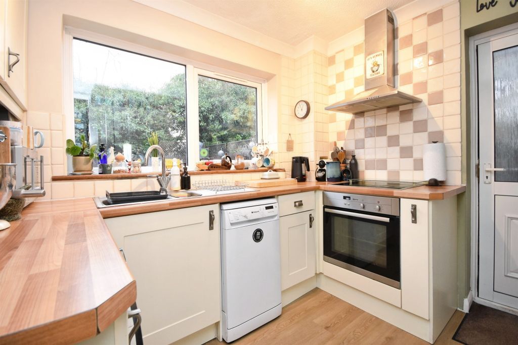 Property photo 3 of 13