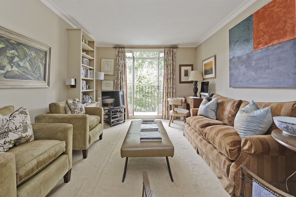Property photo 1 of 7 (Main)