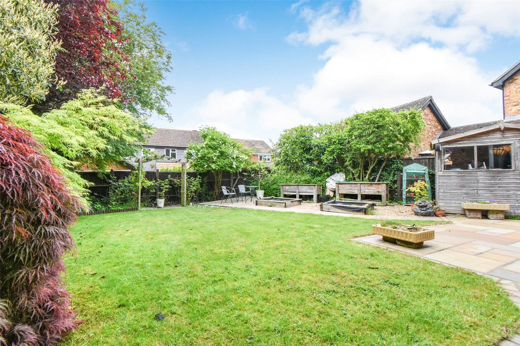 Property photo 2 of 15 Picture No. 20