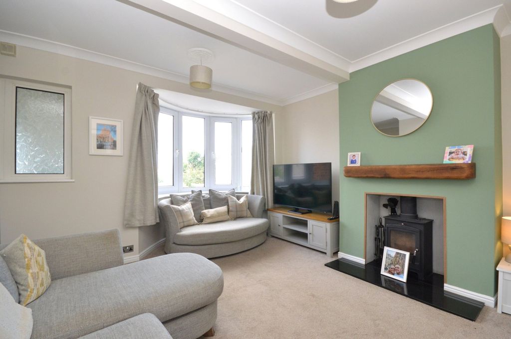 Property photo 2 of 14 Picture No. 36