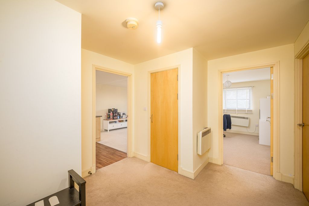 Property photo 2 of 16 02