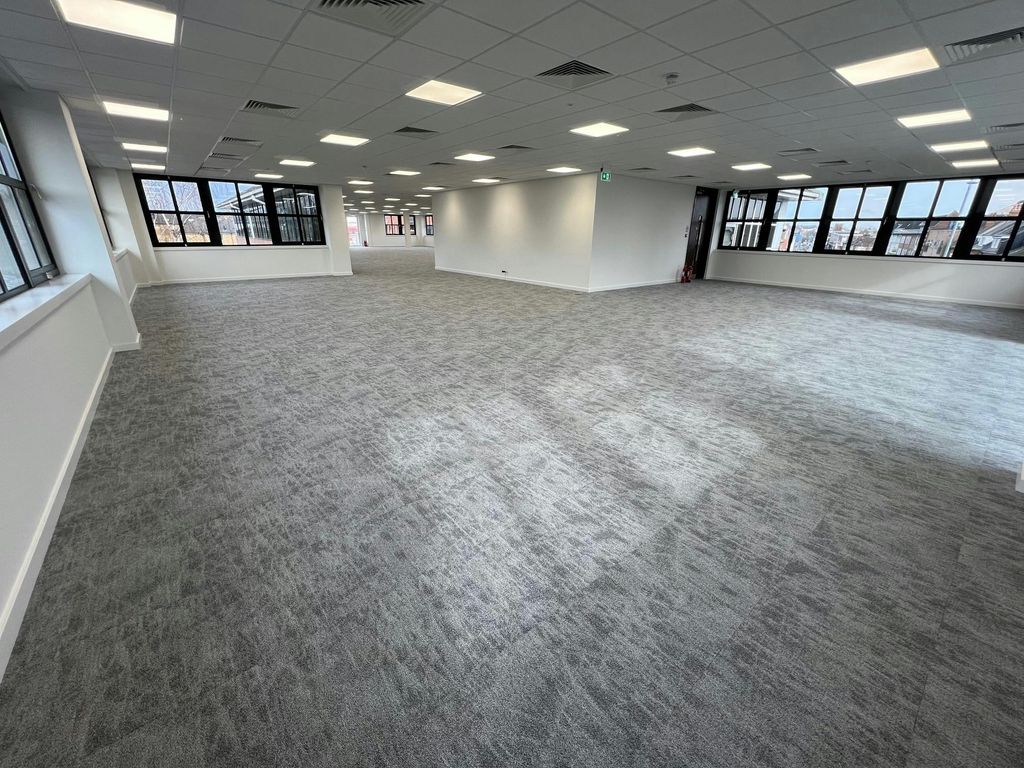 Property photo 3 of 21 11.Jpg
